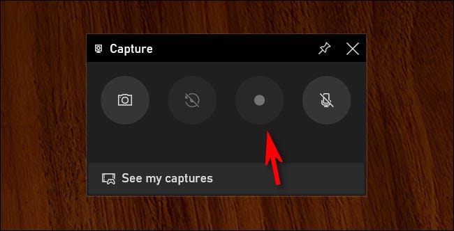 在 Xbox 游戏栏捕获窗口中,按“开始录制”按钮。
